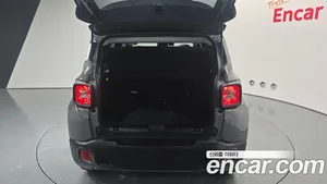 Jeep Renegade, 2022 — миниатюра 32