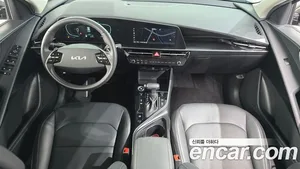 Kia Niro, 2022 — миниатюра 9