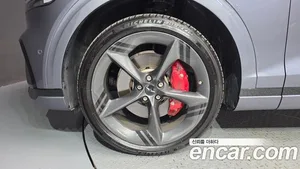 Genesis GV70, 2024 — миниатюра 5