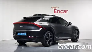 Kia EV6, 2023 — миниатюра 1