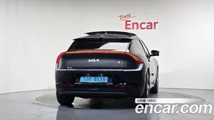 Kia EV6, 2023 — миниатюра 3