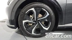 Kia EV6, 2023 — миниатюра 4