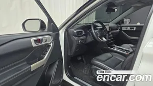 Ford Explorer, 2021 — миниатюра 13