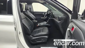 Ford Explorer, 2021 — миниатюра 16