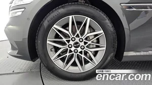 Genesis G80, 2025 — миниатюра 5