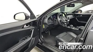 Kia Stinger, 2017 — миниатюра 10