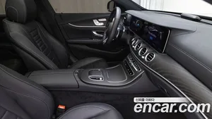 Mercedes-Benz E-Class, 2022 — миниатюра 11