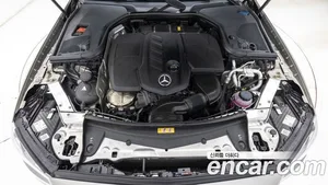 Mercedes-Benz E-Class, 2022 — миниатюра 18