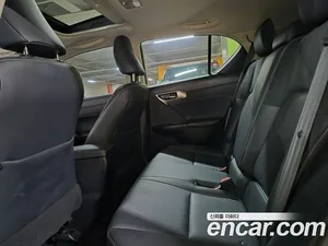 Lexus CT200h, 2017 — миниатюра 10