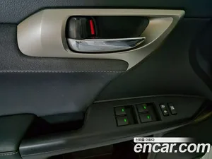Lexus CT200h, 2017 — миниатюра 17