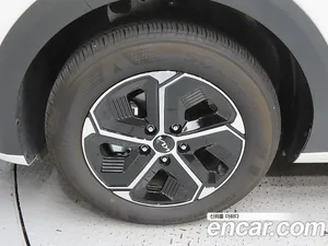 Kia Niro, 2025 — миниатюра 5