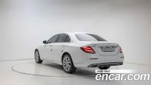Mercedes-Benz E-Class, 2017 — миниатюра 3