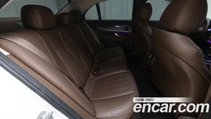 Mercedes-Benz E-Class, 2017 — миниатюра 14