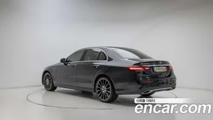 Mercedes-Benz E-Class, 2022 — миниатюра 3