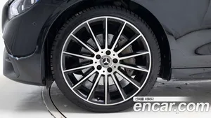 Mercedes-Benz E-Class, 2022 — миниатюра 5
