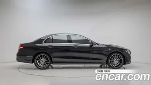 Mercedes-Benz E-Class, 2022 — миниатюра 9