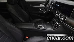 Mercedes-Benz E-Class, 2022 — миниатюра 15