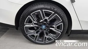 BMW 5-Series, 2025 — миниатюра 5