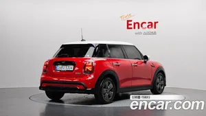 Mini Cooper, 2023 — миниатюра 2