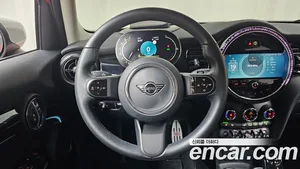 Mini Cooper, 2023 — миниатюра 18