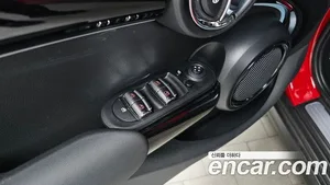 Mini Cooper, 2023 — миниатюра 26