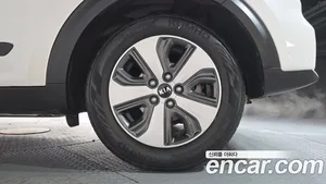 Kia Niro, 2017 — миниатюра 7