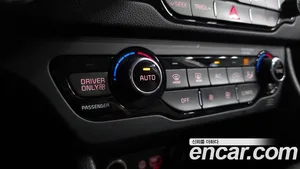 Kia Niro, 2017 — миниатюра 28