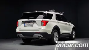 Ford Explorer, 2023 — миниатюра 2