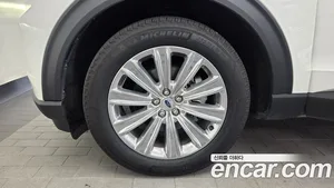 Ford Explorer, 2023 — миниатюра 5