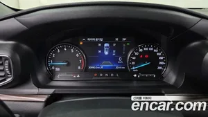 Ford Explorer, 2023 — миниатюра 8