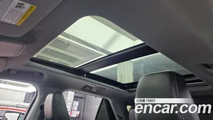 Ford Explorer, 2023 — миниатюра 17