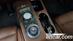 Genesis GV70, 2023 — миниатюра 9