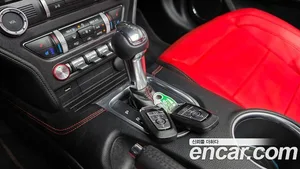 Ford Mustang, 2022 — миниатюра 12