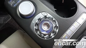 Genesis GV60, 2025 — миниатюра 11