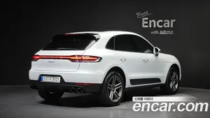 Porsche Macan, 2021 — миниатюра 1