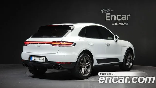 Porsche Macan, 2021 — фото автомобиля из Кореи