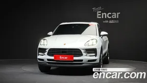 Porsche Macan, 2021 — миниатюра 2