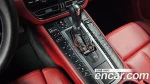 Porsche Macan, 2021 — миниатюра 11