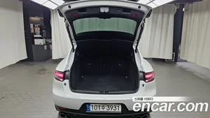 Porsche Macan, 2021 — миниатюра 22
