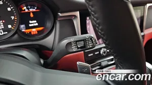 Porsche Macan, 2021 — миниатюра 25