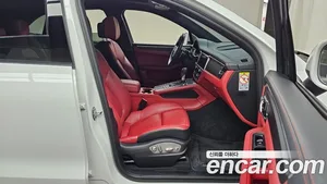 Porsche Macan, 2021 — миниатюра 15