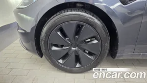 Tesla Model 3, 2024 — миниатюра 5
