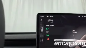 Tesla Model 3, 2024 — миниатюра 12