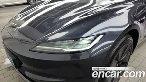 Tesla Model 3, 2024 — миниатюра 8