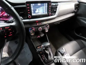 Kia Stonic, 2019 — миниатюра 11