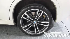 BMW X6M, 2017 — миниатюра 7