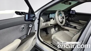 Genesis GV60, 2022 — миниатюра 13
