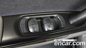 Genesis GV60, 2022 — миниатюра 27