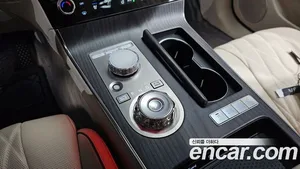 Genesis G80, 2025 — миниатюра 11