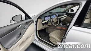 Genesis G80, 2025 — миниатюра 12